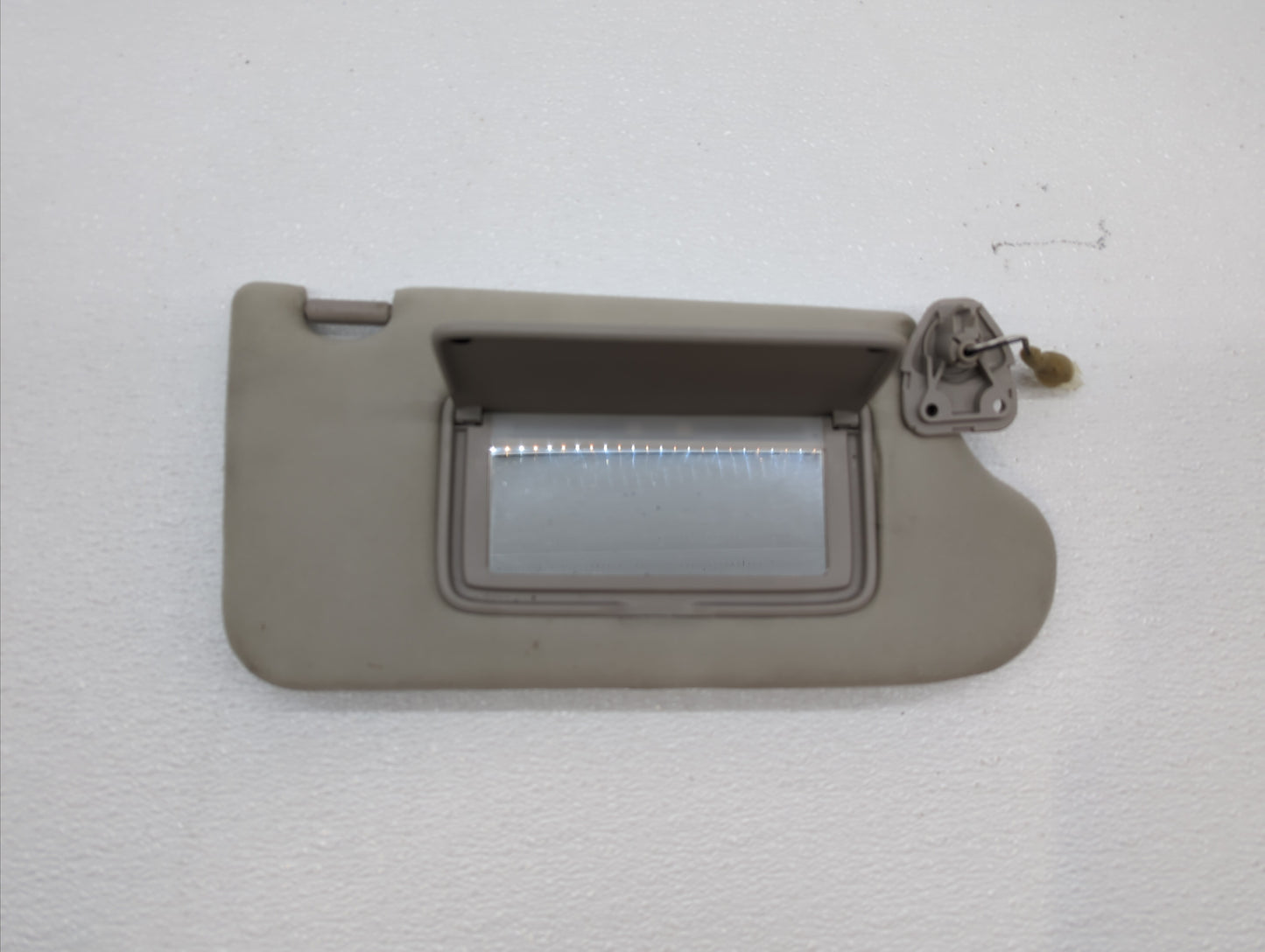2011-2013 Infiniti M56 Sun Visor Shade Replacement Passenger Right Mirror Fits Fits 2011 2012 2013 2014 2015 2016 2017 2018 