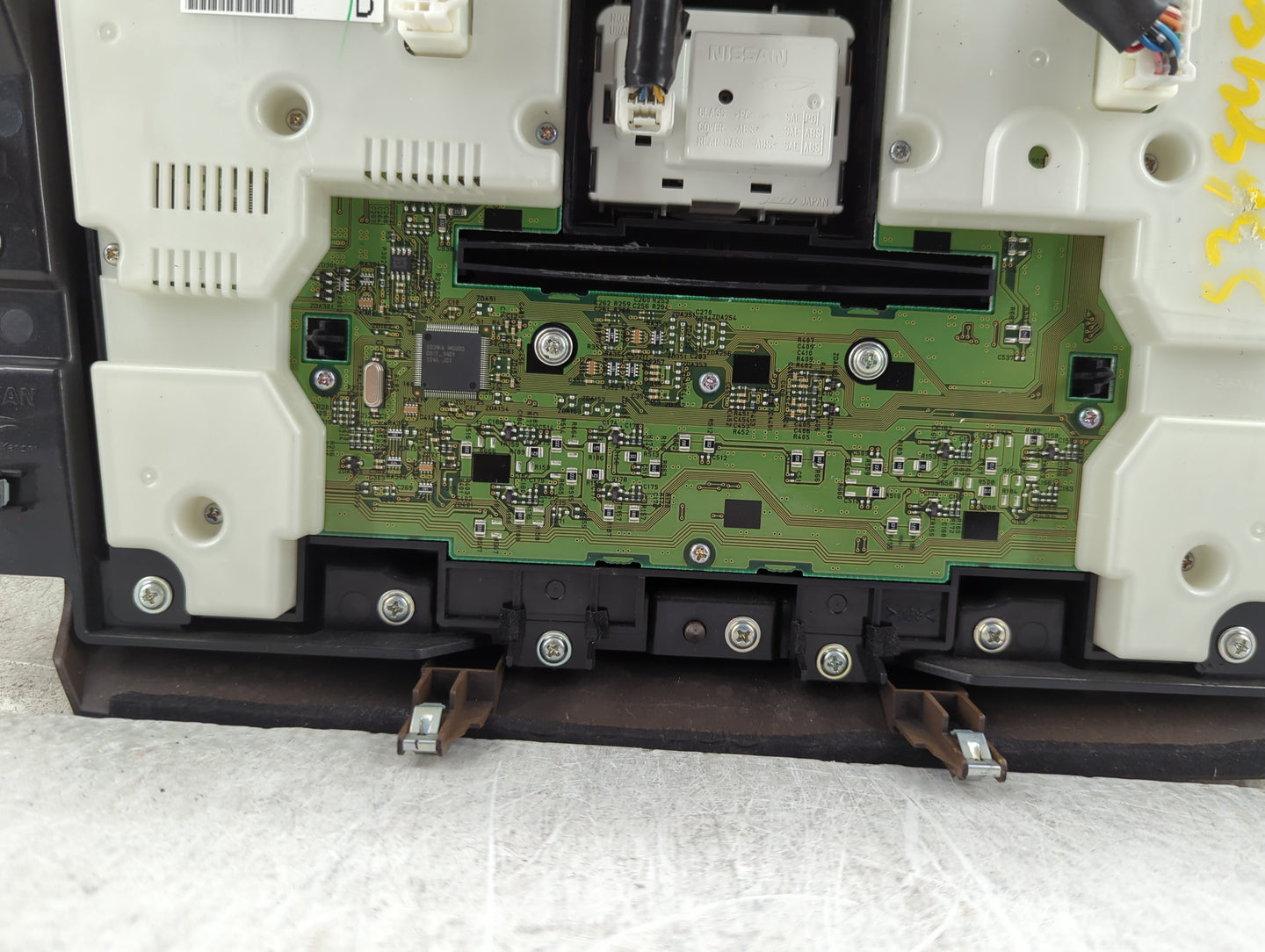 2011-2013 Infiniti Qx56 Radio AM FM Cd Player Receiver Replacement P/N:283951LA3A 253911LA5A Fits OEM Used Auto Parts - Oemu