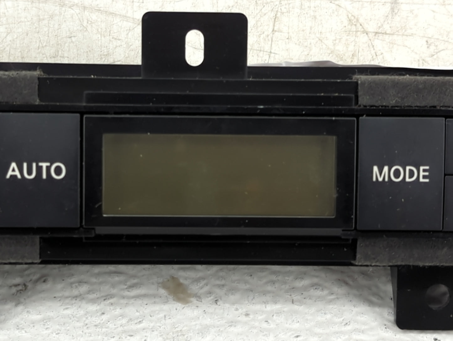 2011-2013 Infiniti Qx56 Climate Control Module Temperature AC/Heater Replacement P/N:27511 1LK0A Fits OEM Used Auto Parts - 