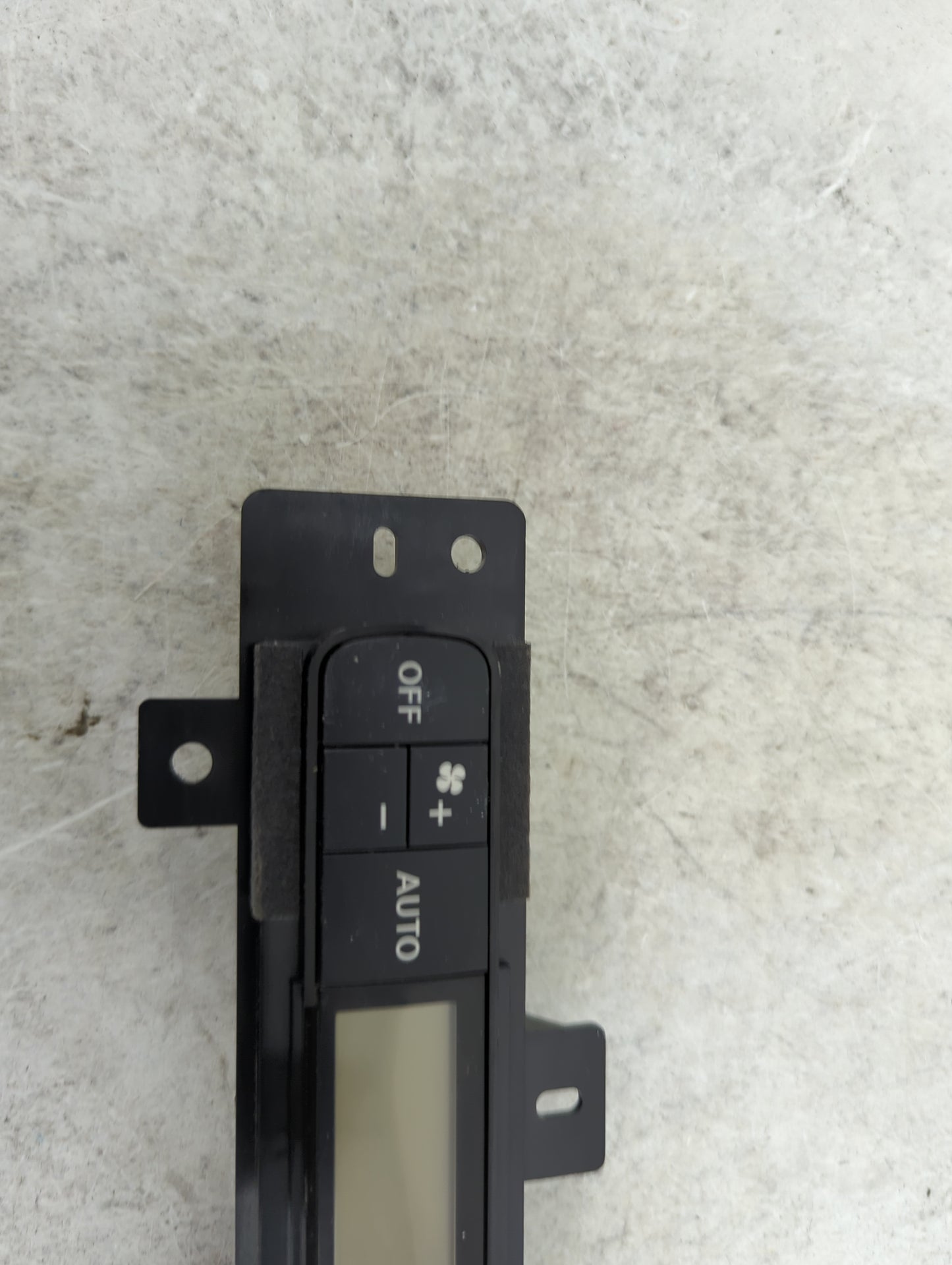 2011-2013 Infiniti Qx56 Climate Control Module Temperature AC/Heater Replacement Fits OEM Used Auto Parts - Oemusedautoparts