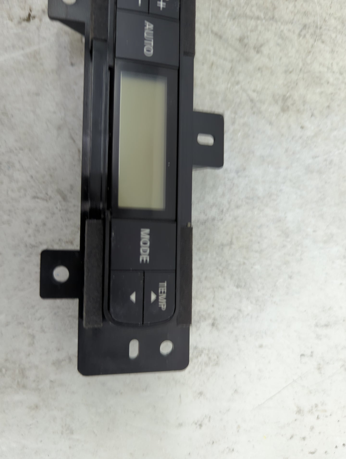 2011-2013 Infiniti Qx56 Climate Control Module Temperature AC/Heater Replacement Fits OEM Used Auto Parts - Oemusedautoparts