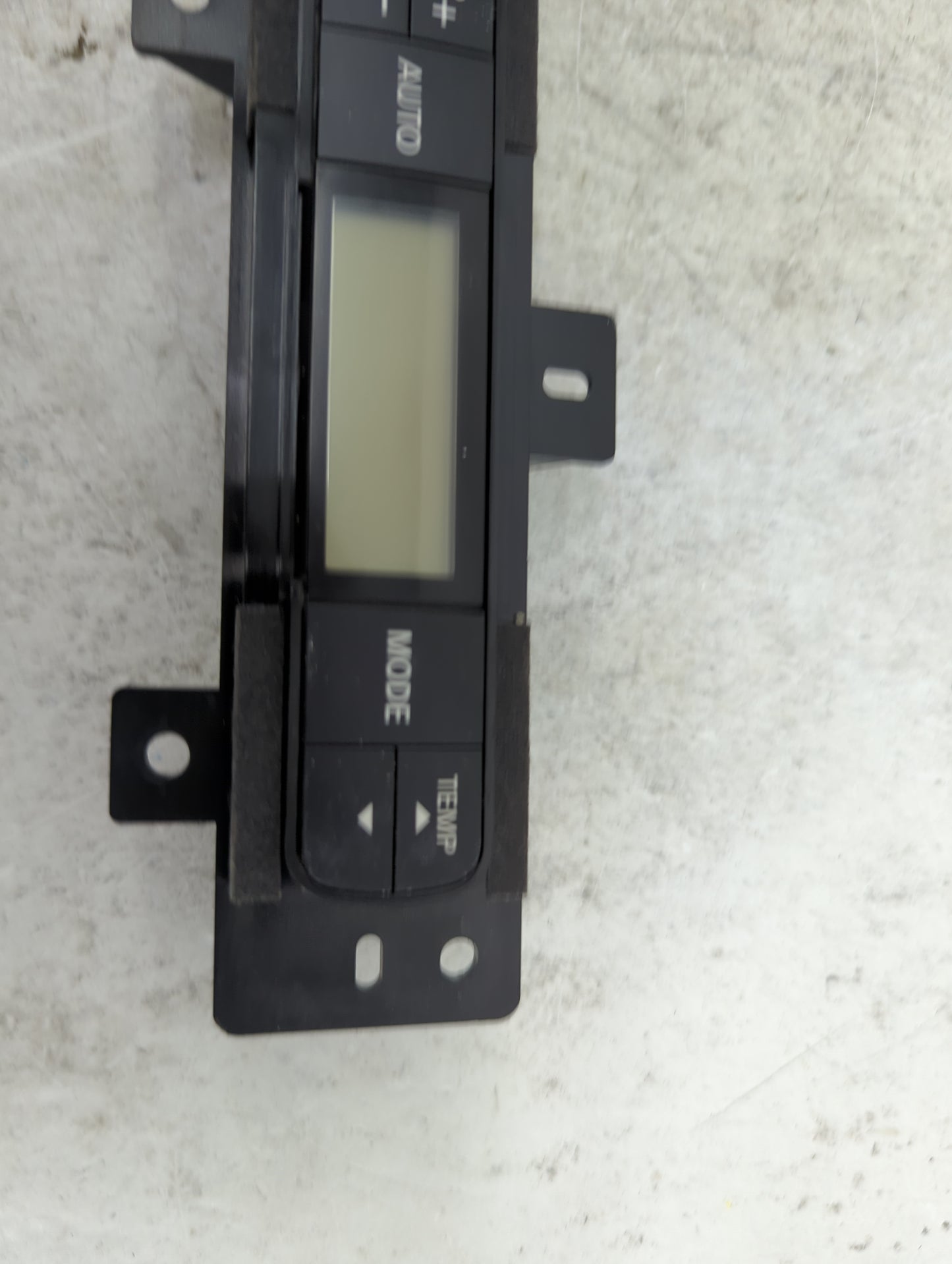 2011-2013 Infiniti Qx56 Climate Control Module Temperature AC/Heater Replacement Fits OEM Used Auto Parts - Oemusedautoparts