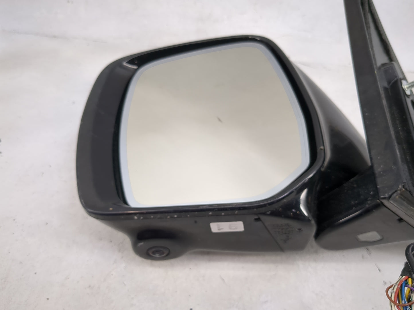2013 Infiniti Qx56 Driver Side View Mirror - Left Door Mirror OEM Used - Oemusedautoparts1.com
