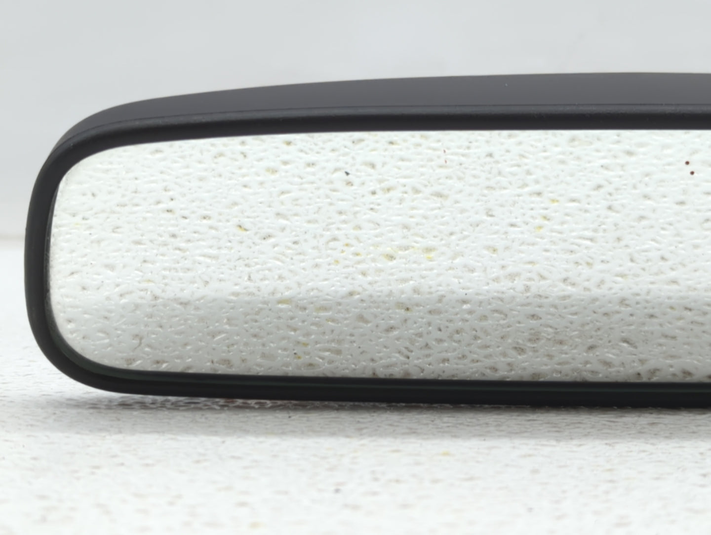 2013 Infiniti Qx56 Interior Rear View Mirror Replacement OEM P/N:E13010837 4112A-0BI2HL4 Fits OEM Used Auto Parts - Oemuseda