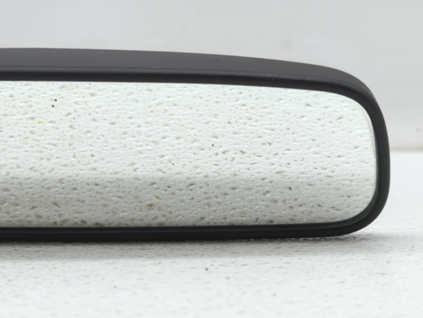 2013 Infiniti Qx56 Interior Rear View Mirror Replacement OEM P/N:E13010837 4112A-0BI2HL4 Fits OEM Used Auto Parts - Oemuseda