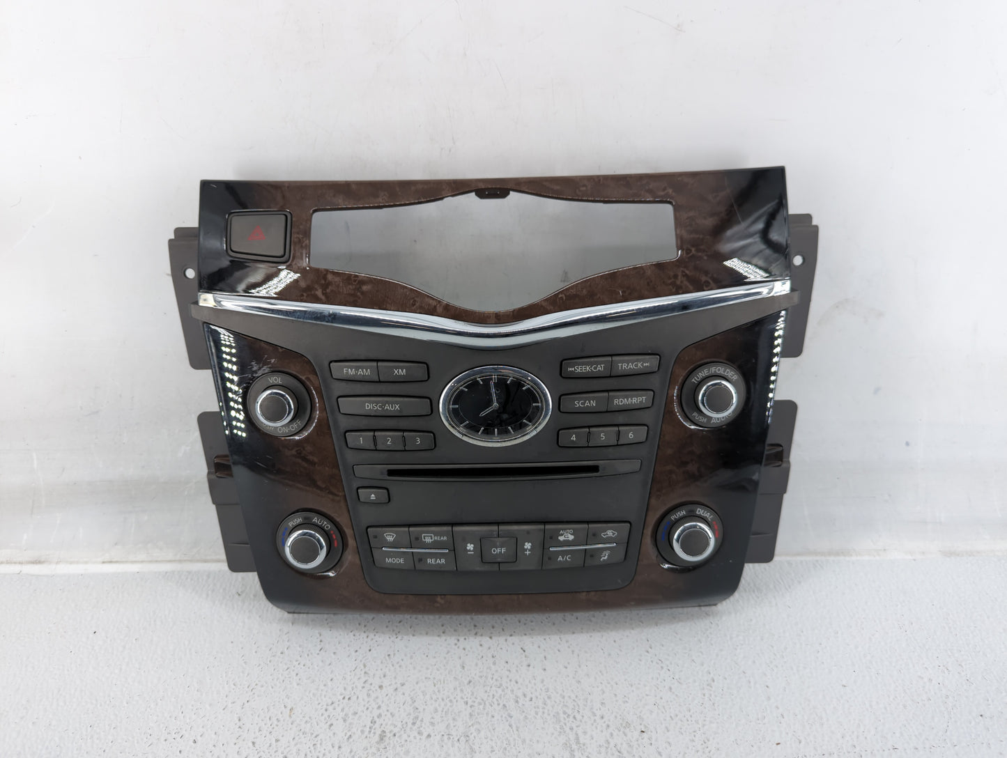 2011-2013 Infiniti Qx56 Radio Control Panel - Oemusedautoparts1.com