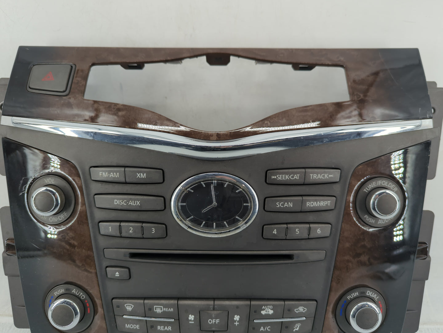 2011-2013 Infiniti Qx56 Radio Control Panel - Oemusedautoparts1.com
