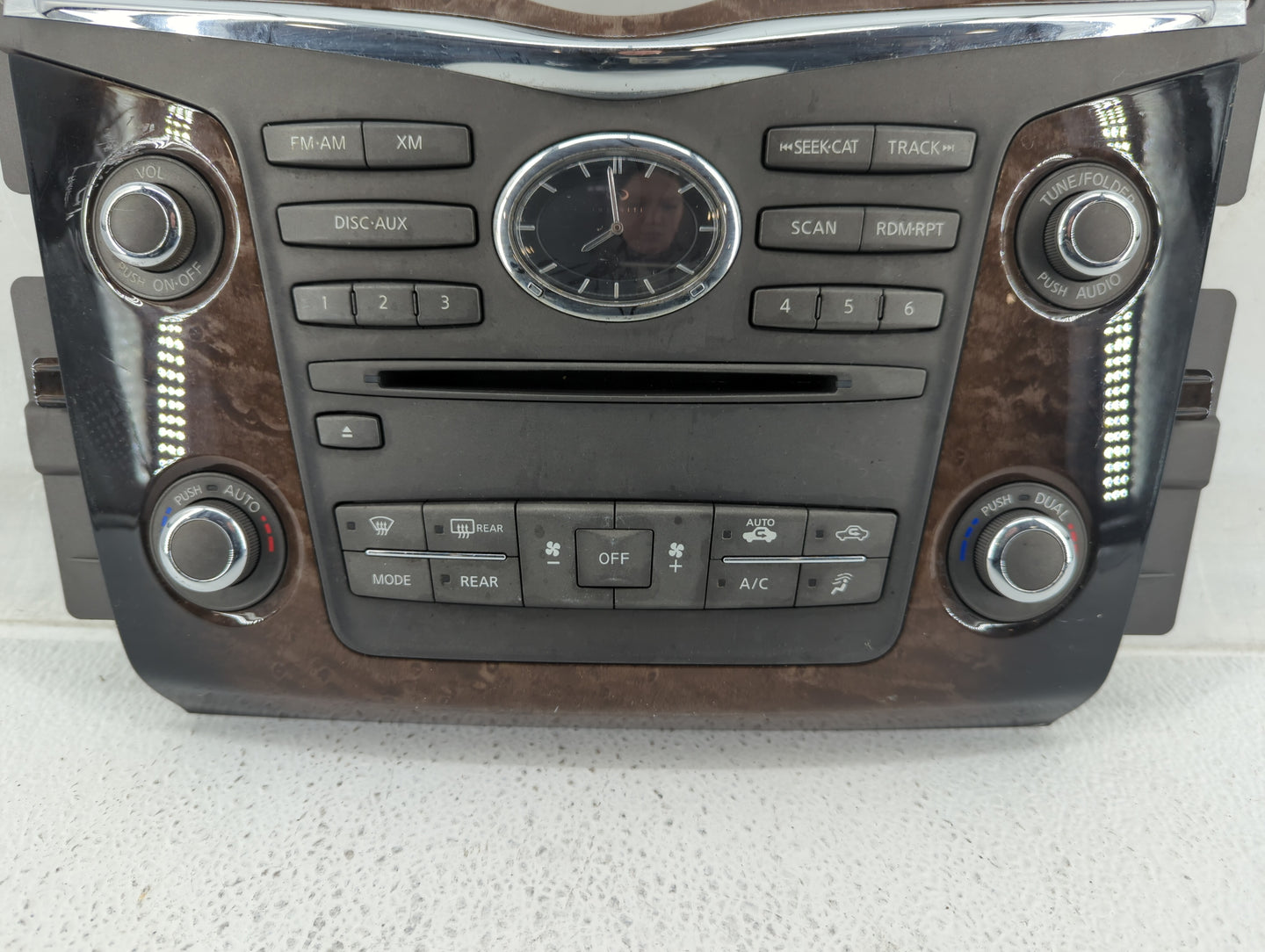 2011-2013 Infiniti Qx56 Radio Control Panel - Oemusedautoparts1.com
