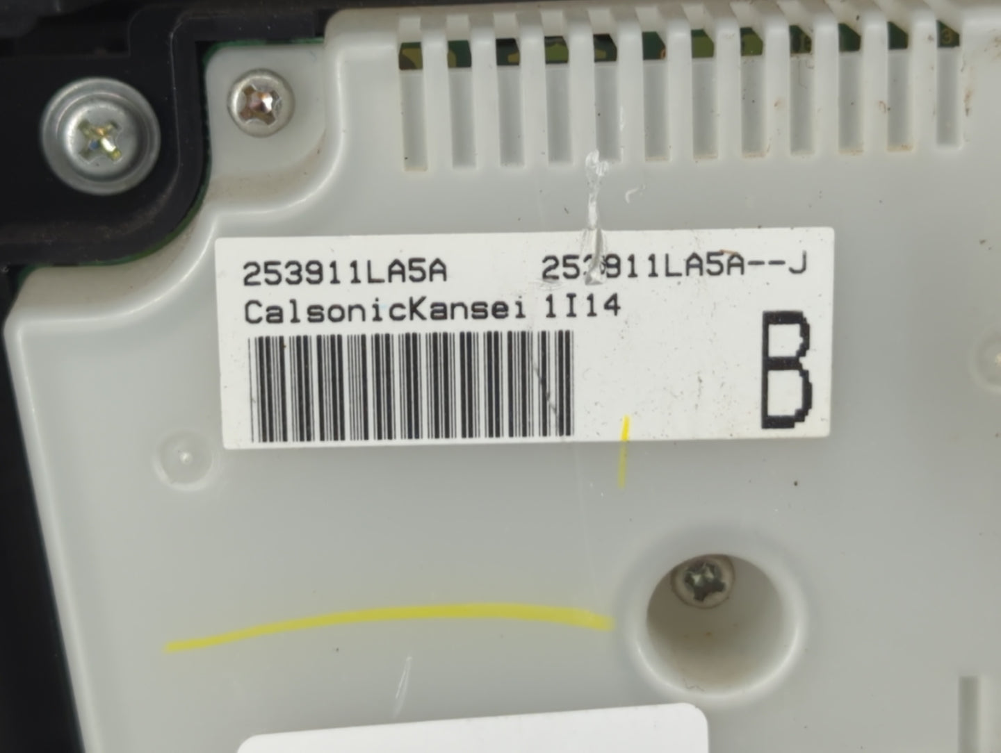 2011-2013 Infiniti Qx56 Radio Control Panel - Oemusedautoparts1.com