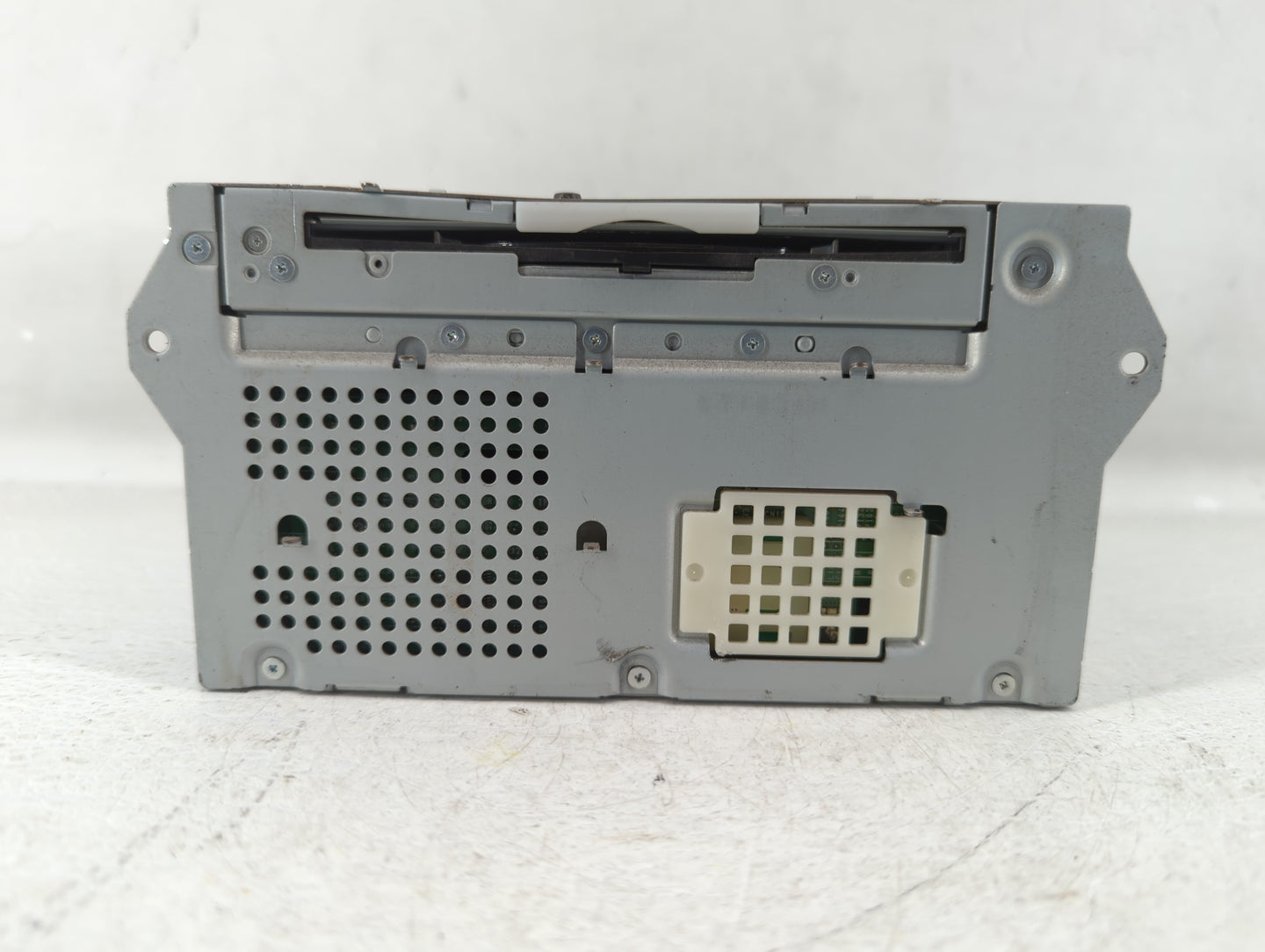 2013-2013 Infiniti Qx56 Am Fm Cd Player Radio Receiver - Oemusedautoparts1.com