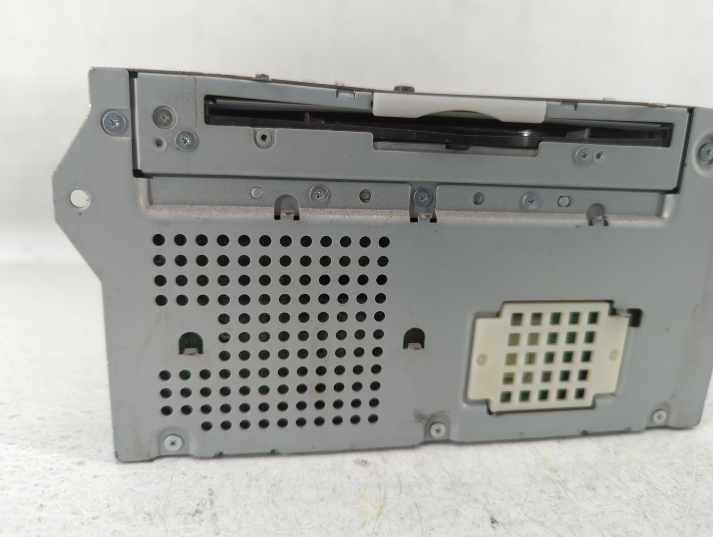 2013-2013 Infiniti Qx56 Am Fm Cd Player Radio Receiver - Oemusedautoparts1.com