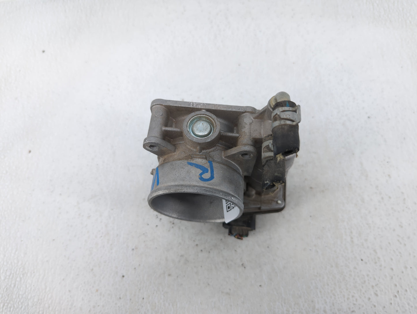 2014-2017 Infiniti Qx70 Throttle Body P/N:RME60-21 5X20H Fits OEM Used Auto Parts - Oemusedautoparts1.com
