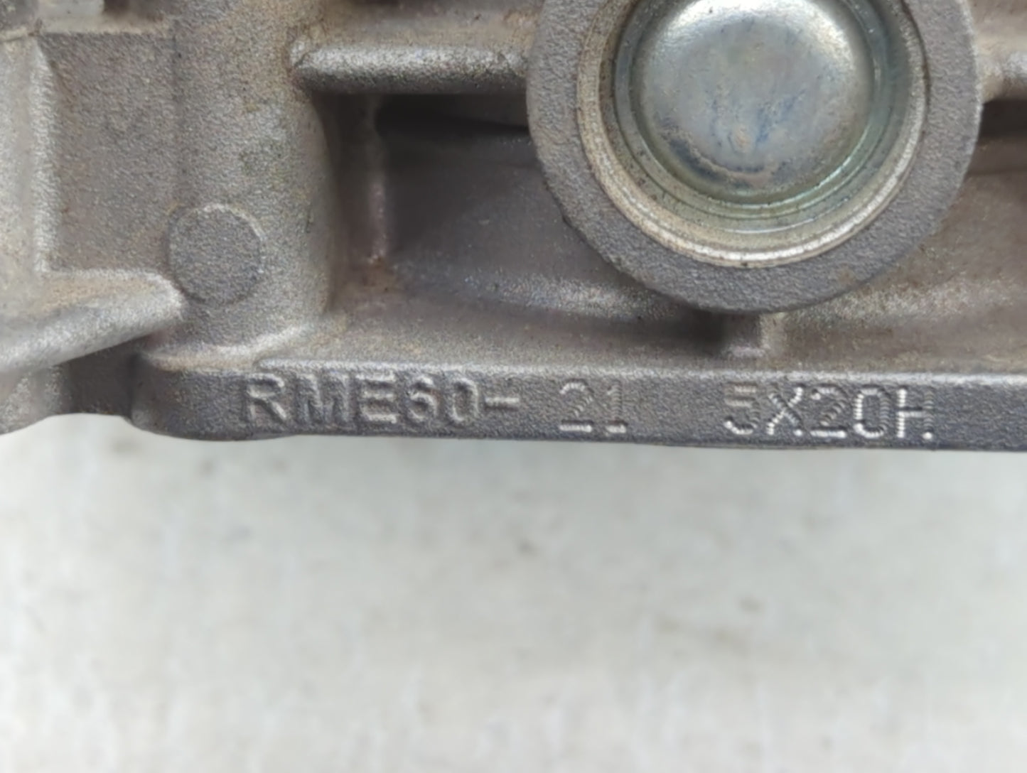 2014-2017 Infiniti Qx70 Throttle Body P/N:RME60-21 5X20H Fits OEM Used Auto Parts - Oemusedautoparts1.com