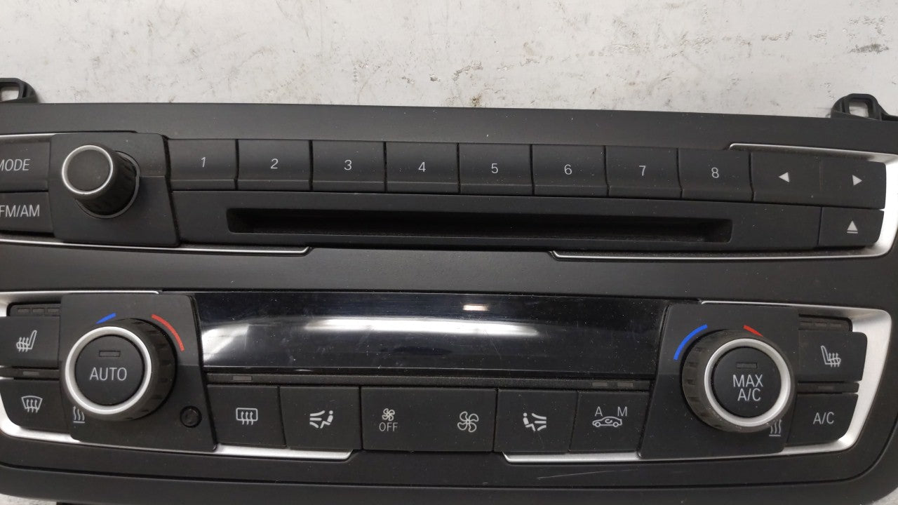 2003-2006 Jaguar S-type Am Fm Cd Player Radio Receiver - Oemusedautoparts1.com
