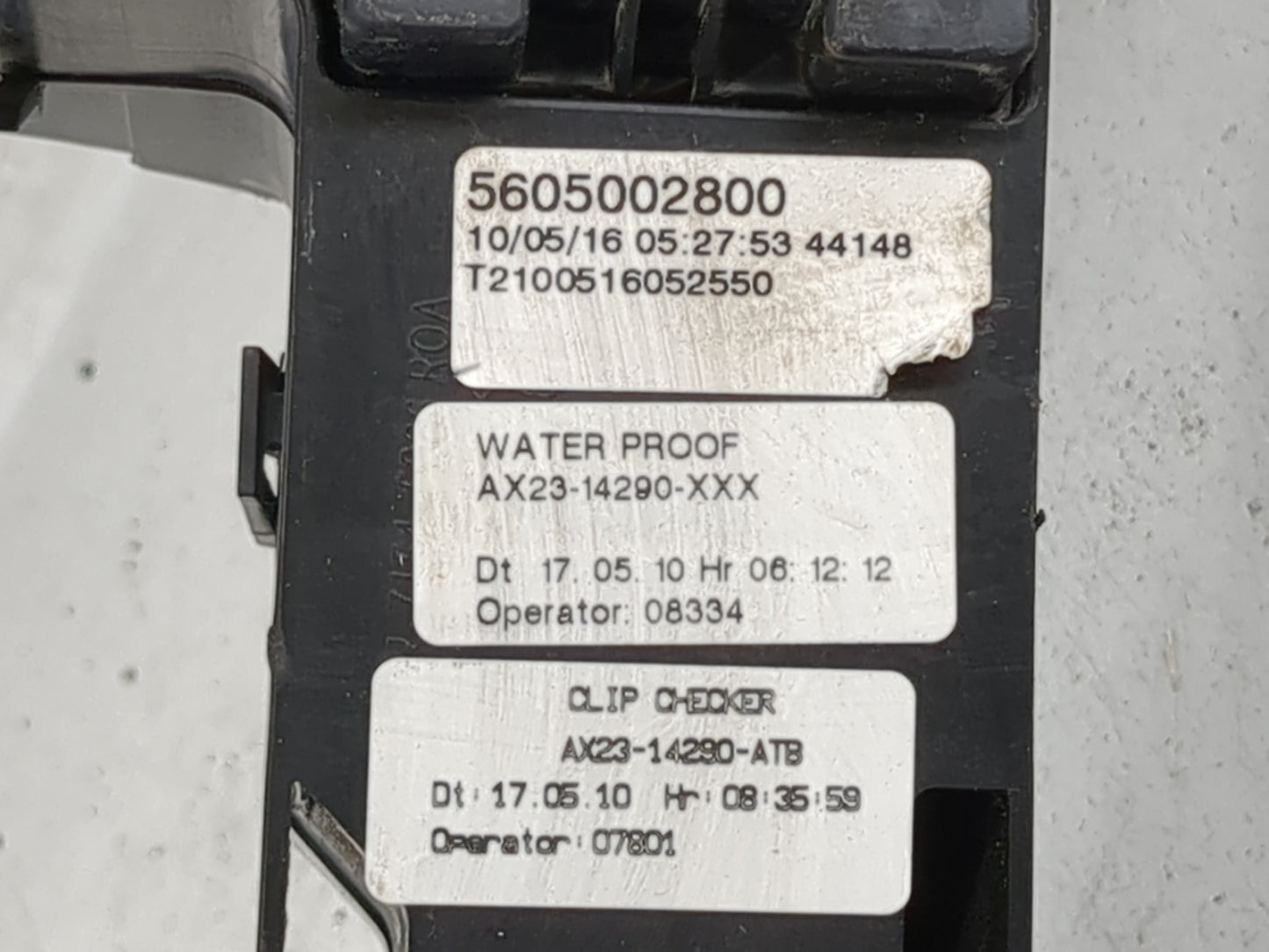 2013 Jaguar Xf Fusebox Fuse Box Panel Relay Module P/N:5605002800 Fits OEM Used Auto Parts - Oemusedautoparts1.com