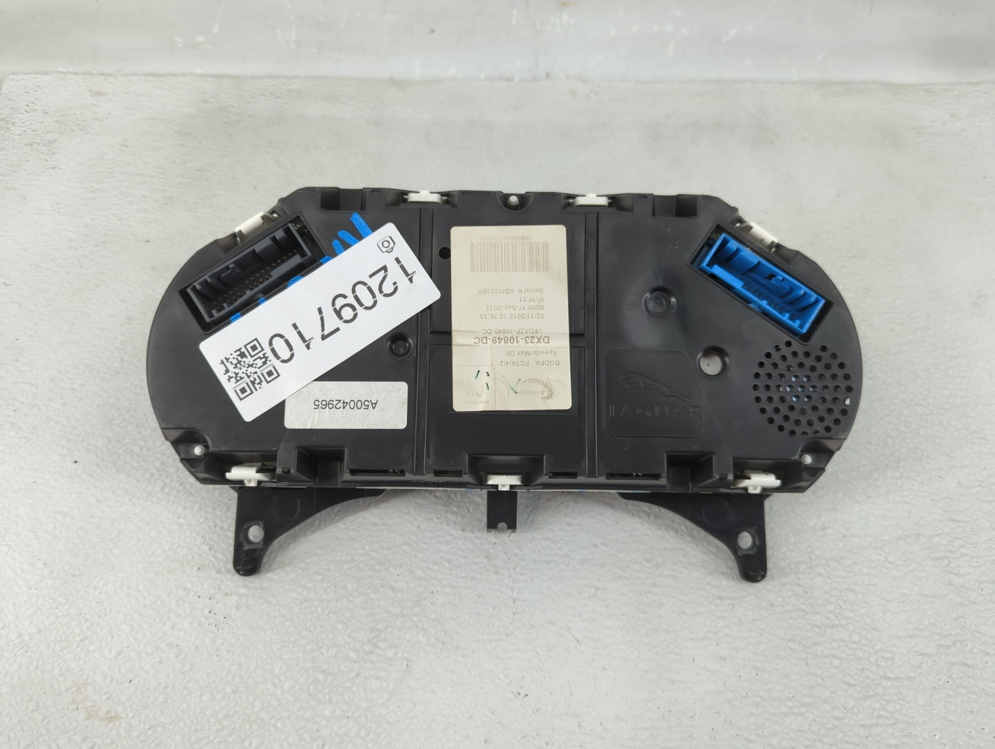 2013-2014 Jaguar Xf Instrument Cluster Speedometer Gauges P/N:DX23-10849-DC Fits Fits 2013 2014 OEM Used Auto Parts - Oemuse