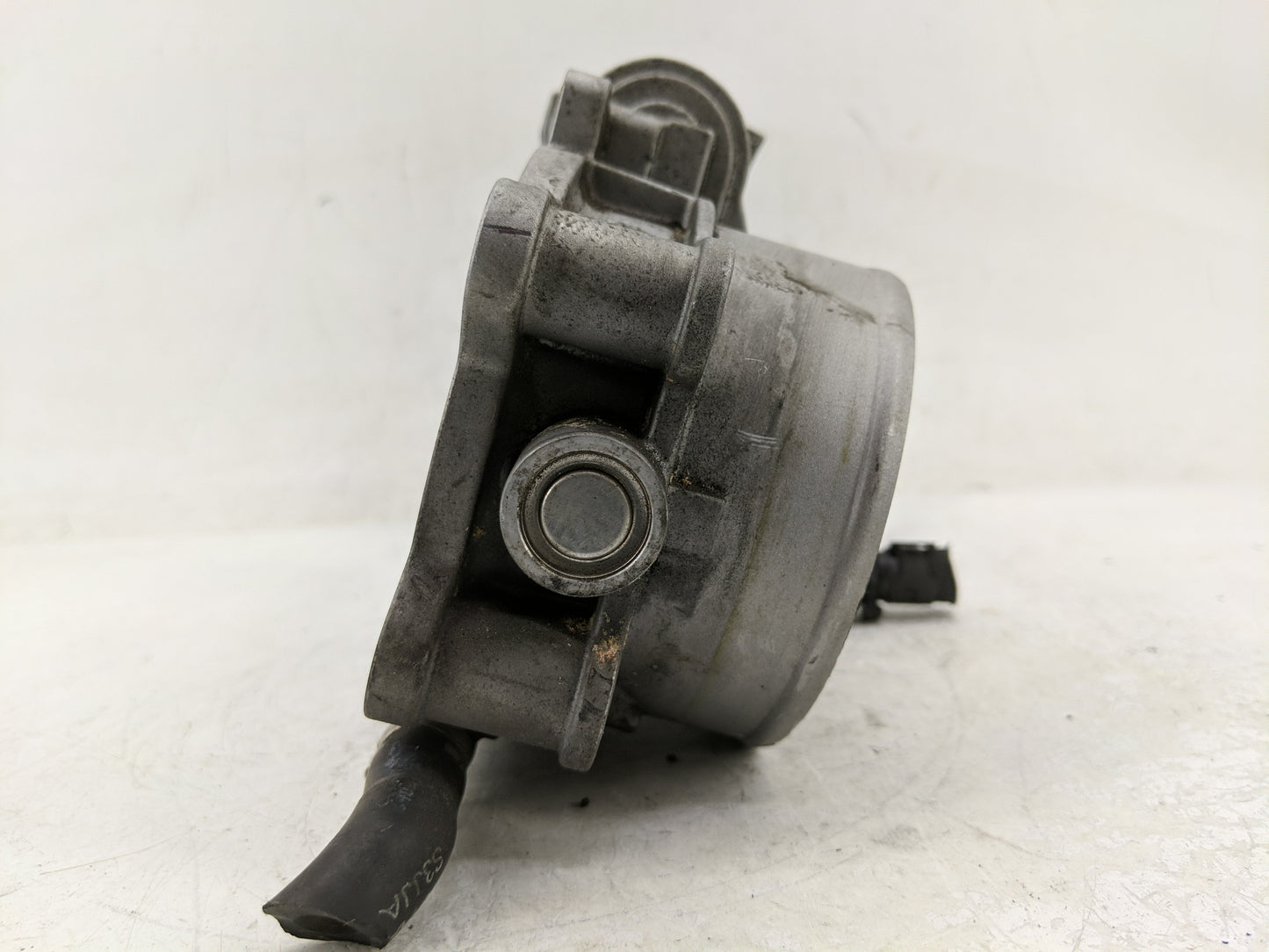 2013-2019 Jaguar Xf Throttle Body P/N:DX23-9F991-AB Fits Fits 2013 2014 2015 2016 2017 2018 2019 2020 OEM Used Auto Parts - 