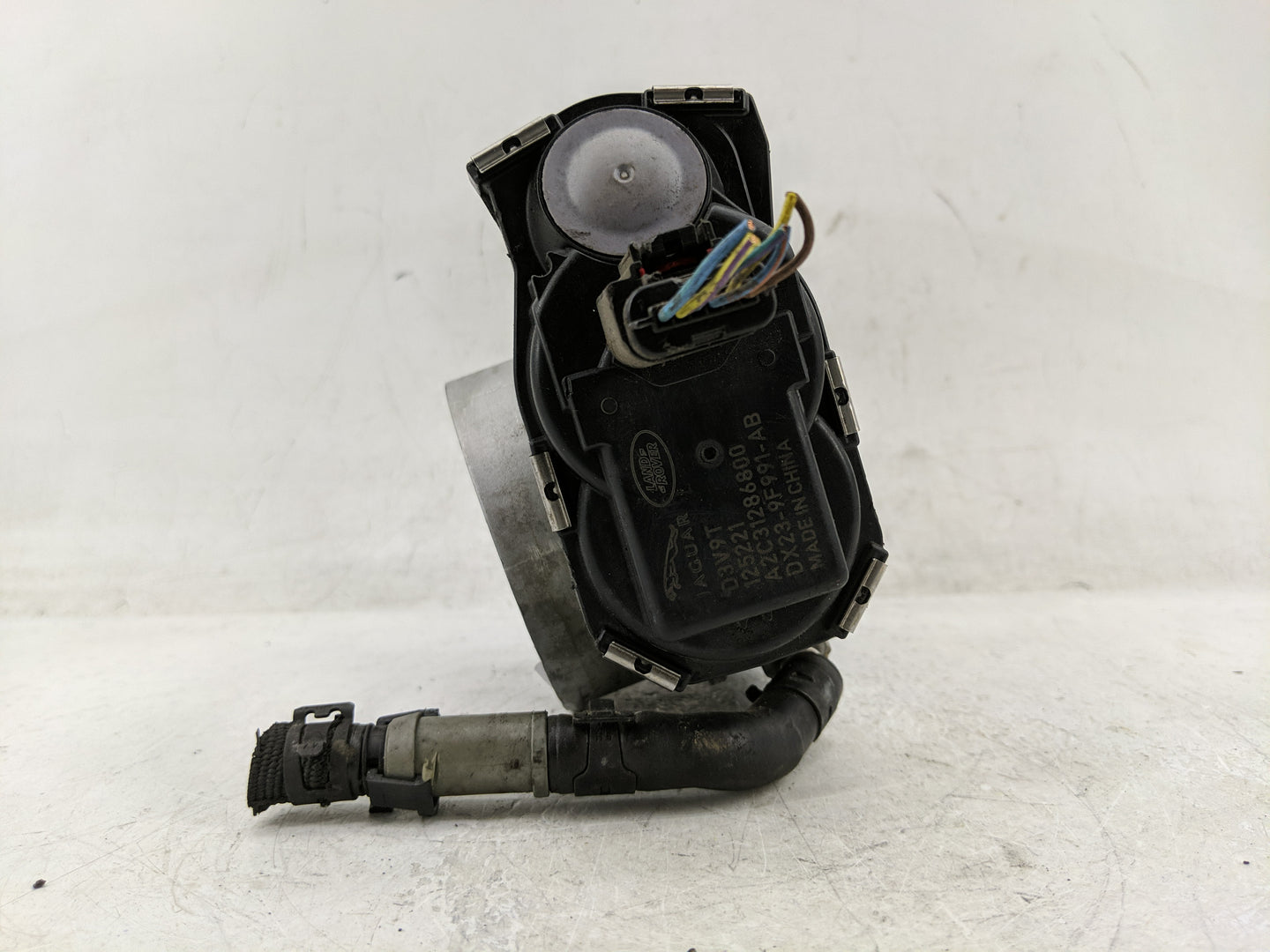 2013-2019 Jaguar Xf Throttle Body P/N:DX23-9F991-AB Fits Fits 2013 2014 2015 2016 2017 2018 2019 2020 OEM Used Auto Parts - 