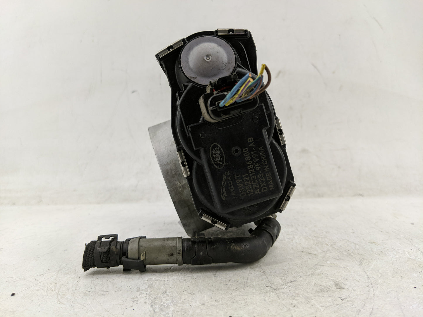 2013-2019 Jaguar Xf Throttle Body P/N:DX23-9F991-AB Fits Fits 2013 2014 2015 2016 2017 2018 2019 2020 OEM Used Auto Parts - 