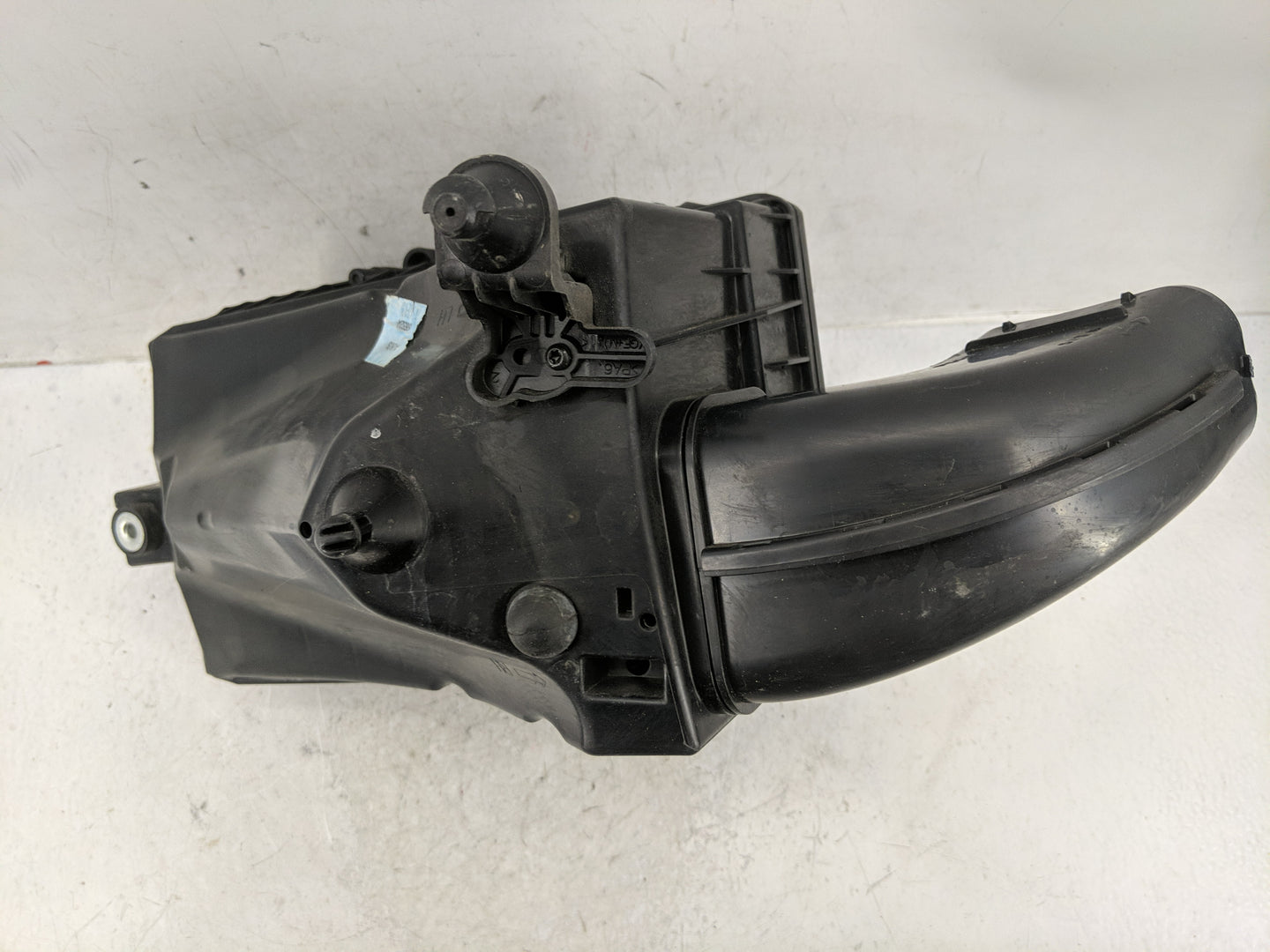 2013-2014 Jaguar Xf Air Cleaner Intake-duct Hose Tube - Oemusedautoparts1.com