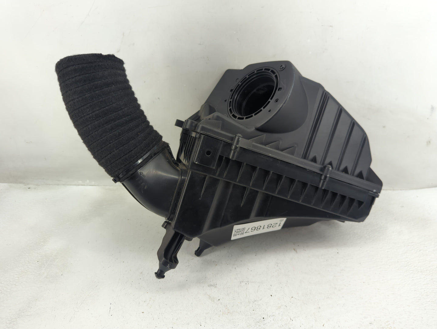 2013-2014 Jaguar Xf Air Cleaner Intake-duct Hose Tube - Oemusedautoparts1.com