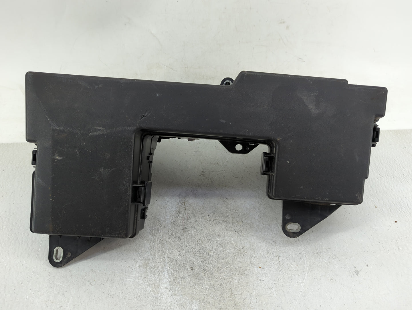 2013 Jaguar Xf Fusebox Fuse Box Panel Relay Module P/N:8X2T-14A003-AB 7154-7259-30 Fits OEM Used Auto Parts - Oemusedautopar