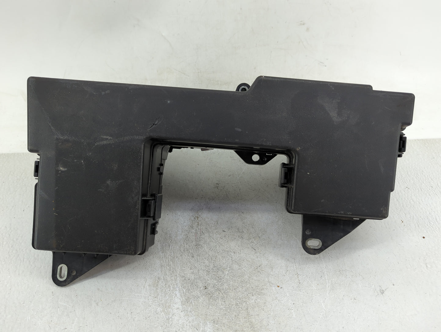 2013 Jaguar Xf Fusebox Fuse Box Panel Relay Module P/N:8X2T-14A003-AB 7154-7259-30 Fits OEM Used Auto Parts - Oemusedautopar