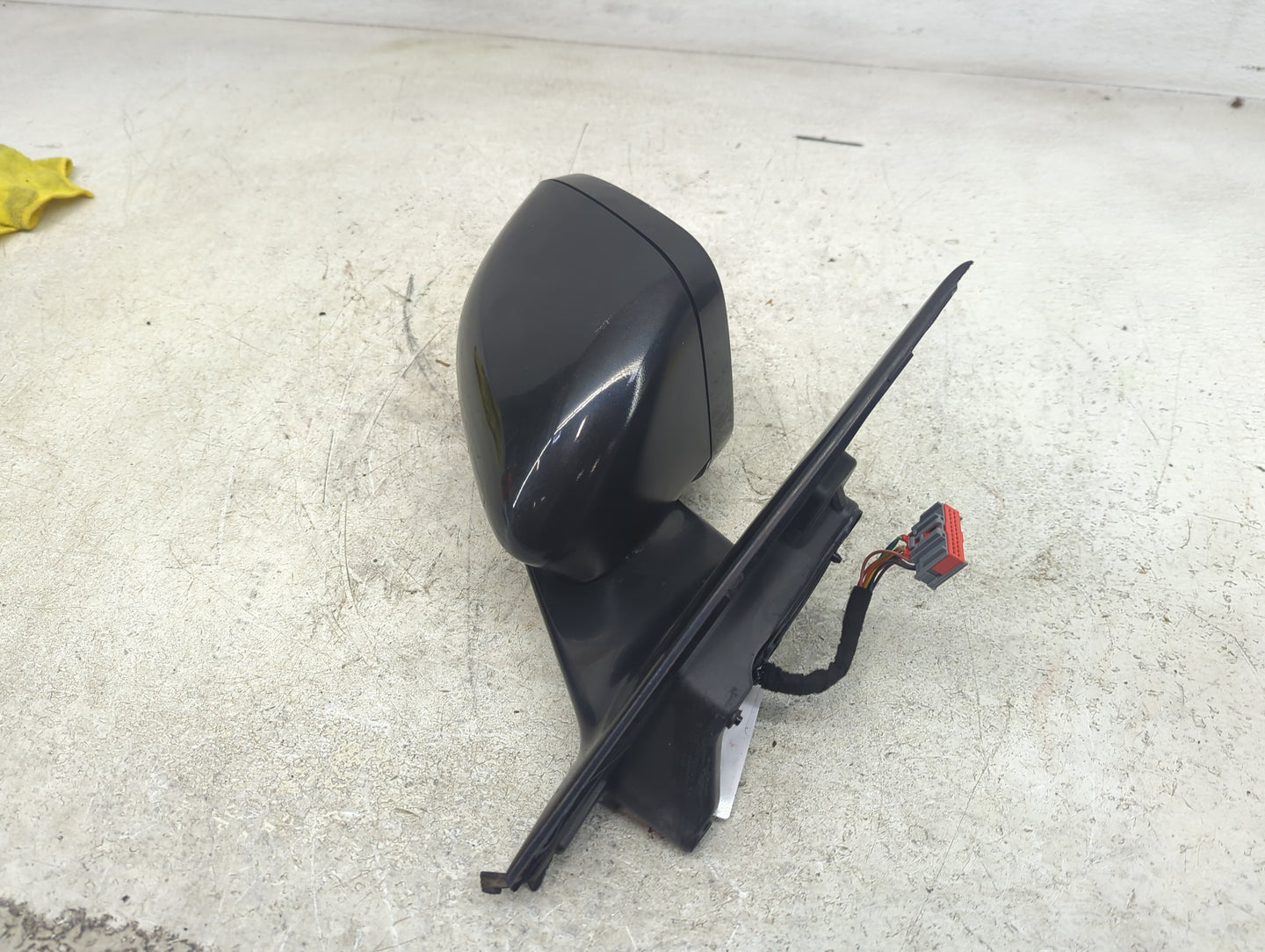 2010-2015 Jaguar Xf Passenger Side View Mirror - Right Door Mirror OEM Used - Oemusedautoparts1.com