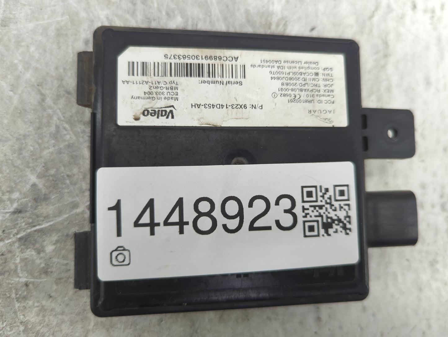 2013-2015 Jaguar Xf Body Control Module Bcm Inner Cabin Fuse Box - Oemusedautoparts1.com