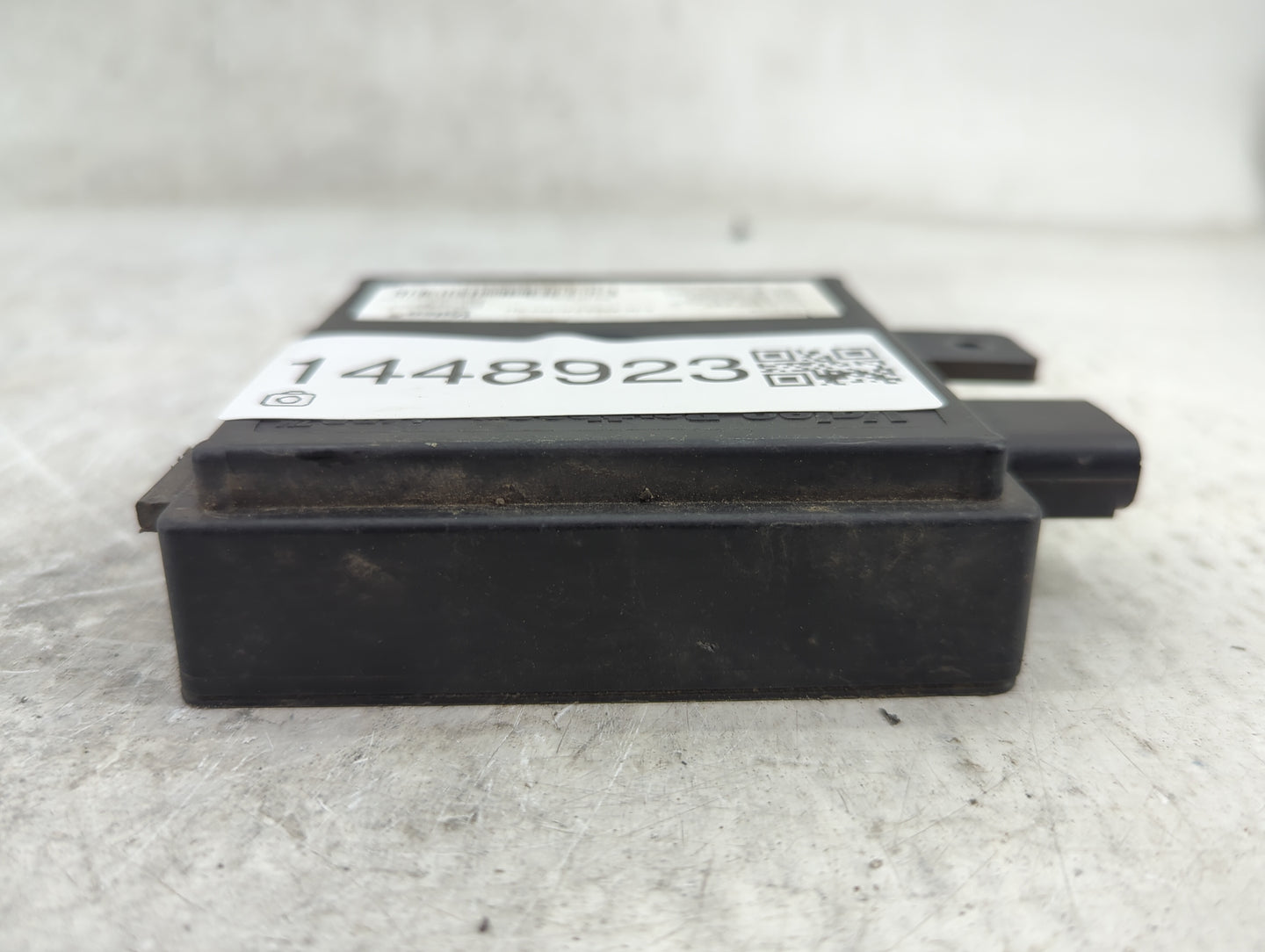2013-2015 Jaguar Xf Body Control Module Bcm Inner Cabin Fuse Box - Oemusedautoparts1.com