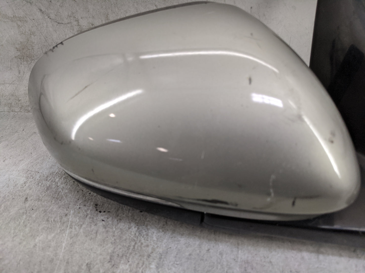 2010-2015 Jaguar Xf Passenger Side View Mirror - Right Door Mirror OEM Used - Oemusedautoparts1.com