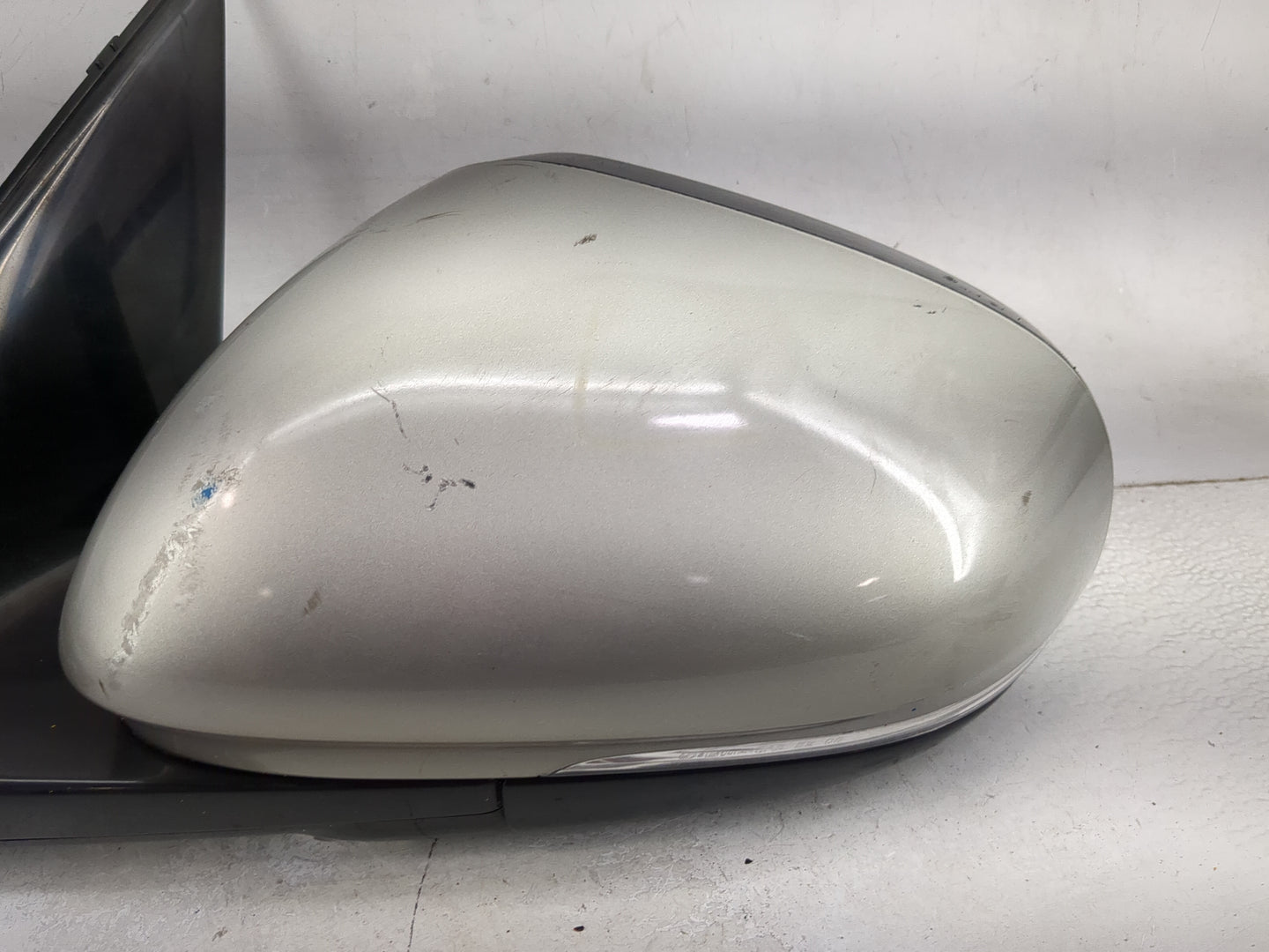 2010-2015 Jaguar Xf Driver Side View Mirror - Left Door Mirror OEM Used - Oemusedautoparts1.com