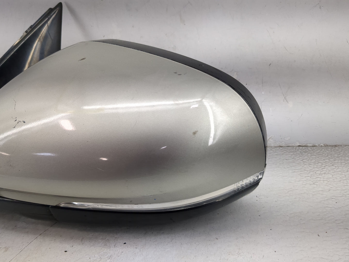 2010-2015 Jaguar Xf Driver Side View Mirror - Left Door Mirror OEM Used - Oemusedautoparts1.com