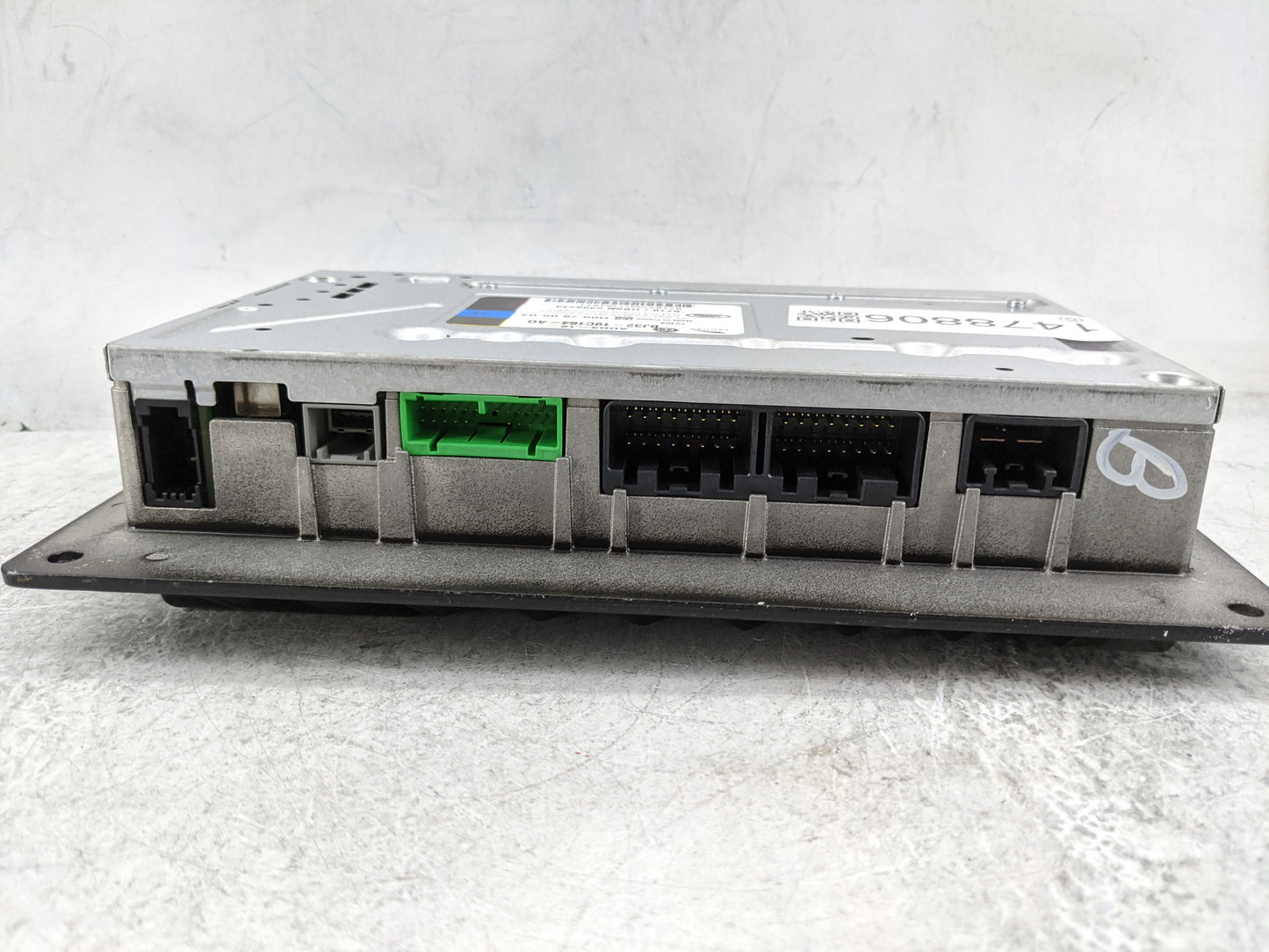 2013-2015 Jaguar Xf Radio Speaker Amplifier Bj32-19c164-ag|aud3-12|fc4da - Oemusedautoparts1.com
