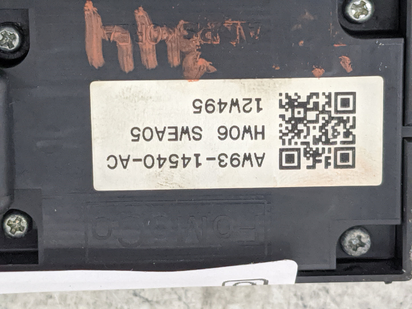 2012-2015 Jaguar Xf Master Power Window Switch Replacement Driver Side Left P/N:AW93-14540-AC HW06 SWEA05 Fits OEM Used Auto