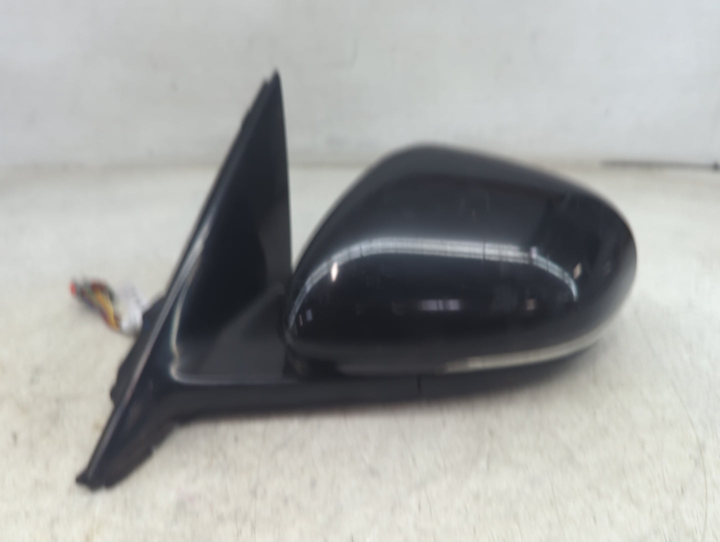 2010-2015 Jaguar Xf Driver Side View Mirror - Left Door Mirror OEM Used - Oemusedautoparts1.com