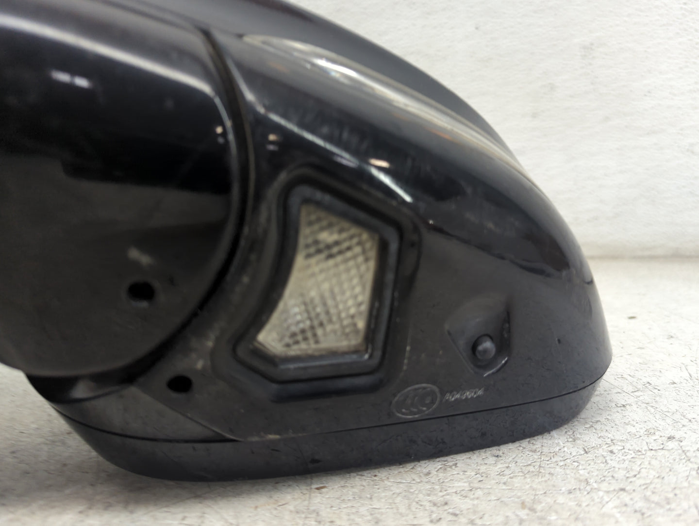 2010-2015 Jaguar Xf Driver Side View Mirror - Left Door Mirror OEM Used - Oemusedautoparts1.com