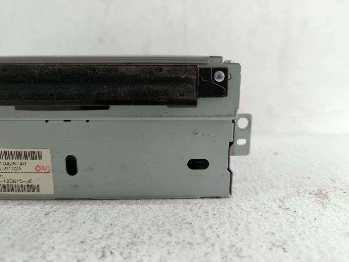 2012-2013 Jaguar Xf Radio AM FM Cd Player Receiver Replacement P/N:CF6N-18C815-JE CF6N-18C815-AD Fits Fits 2012 2013 OEM Use