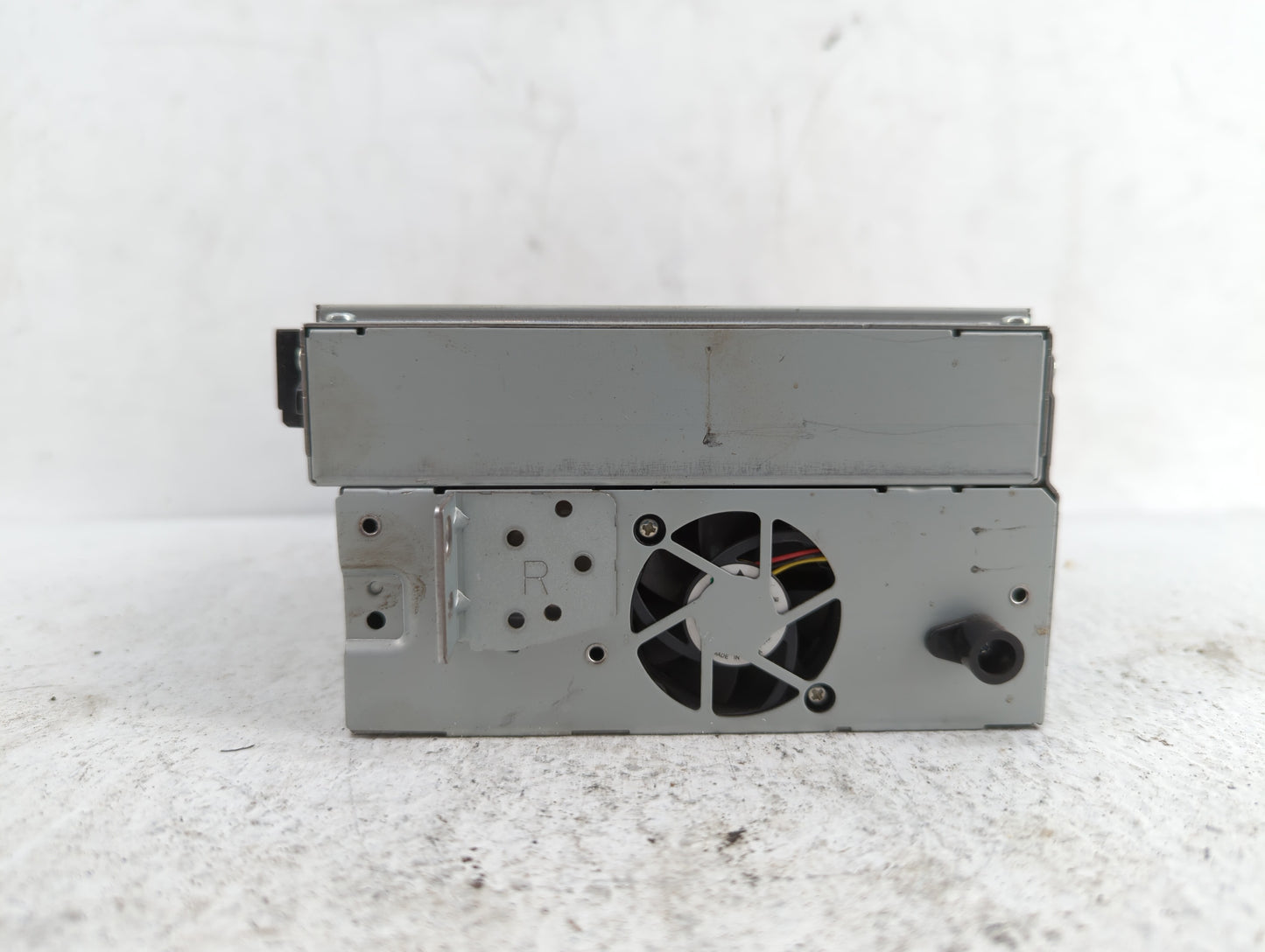 2012-2013 Jaguar Xf Radio AM FM Cd Player Receiver Replacement P/N:CF6N-18C815-JE CF6N-18C815-AD Fits Fits 2012 2013 OEM Use