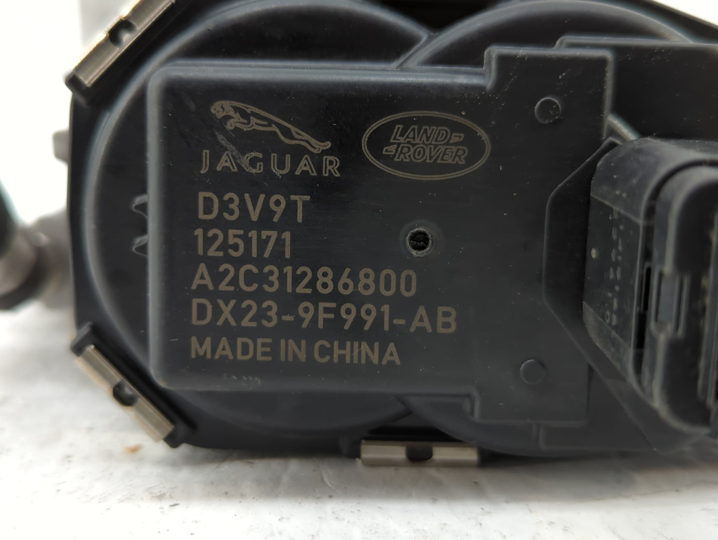 2013-2019 Jaguar Xf Throttle Body P/N:DX23-9F991-AB Fits Fits 2013 2014 2015 2016 2017 2018 2019 2020 OEM Used Auto Parts - 