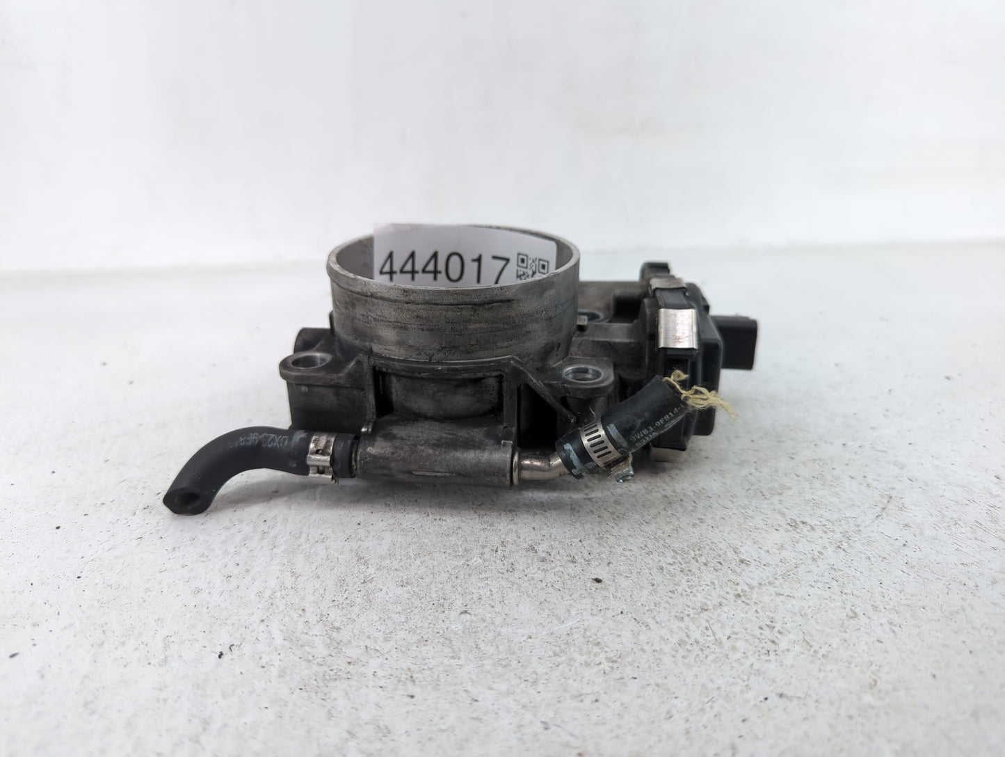 2013-2019 Jaguar Xf Throttle Body P/N:DX23-9F991-AB Fits Fits 2013 2014 2015 2016 2017 2018 2019 2020 OEM Used Auto Parts - 
