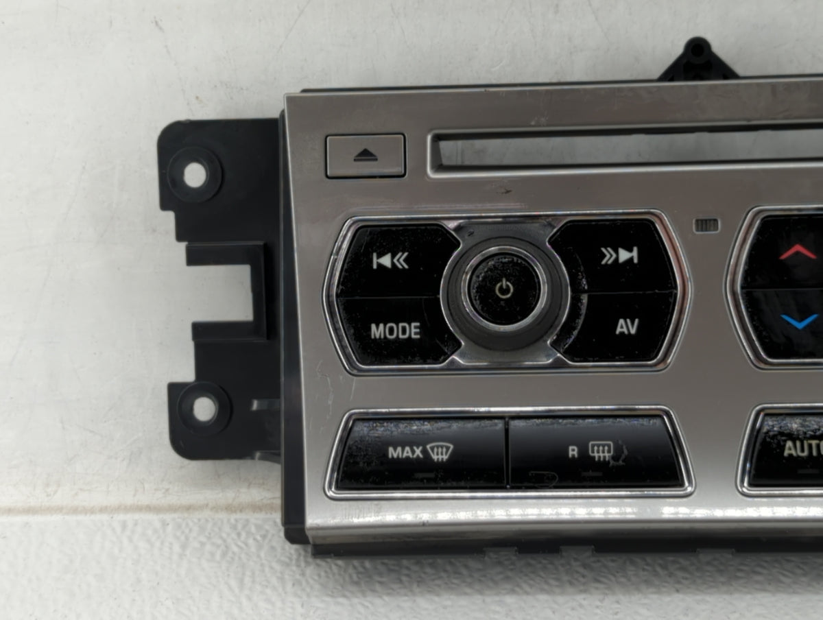 2012-2015 Jaguar Xf Radio AM FM Cd Player Receiver Replacement P/N:CX23-18C858-CD Fits 2012 2013 2014 2015 OEM Used Auto Par