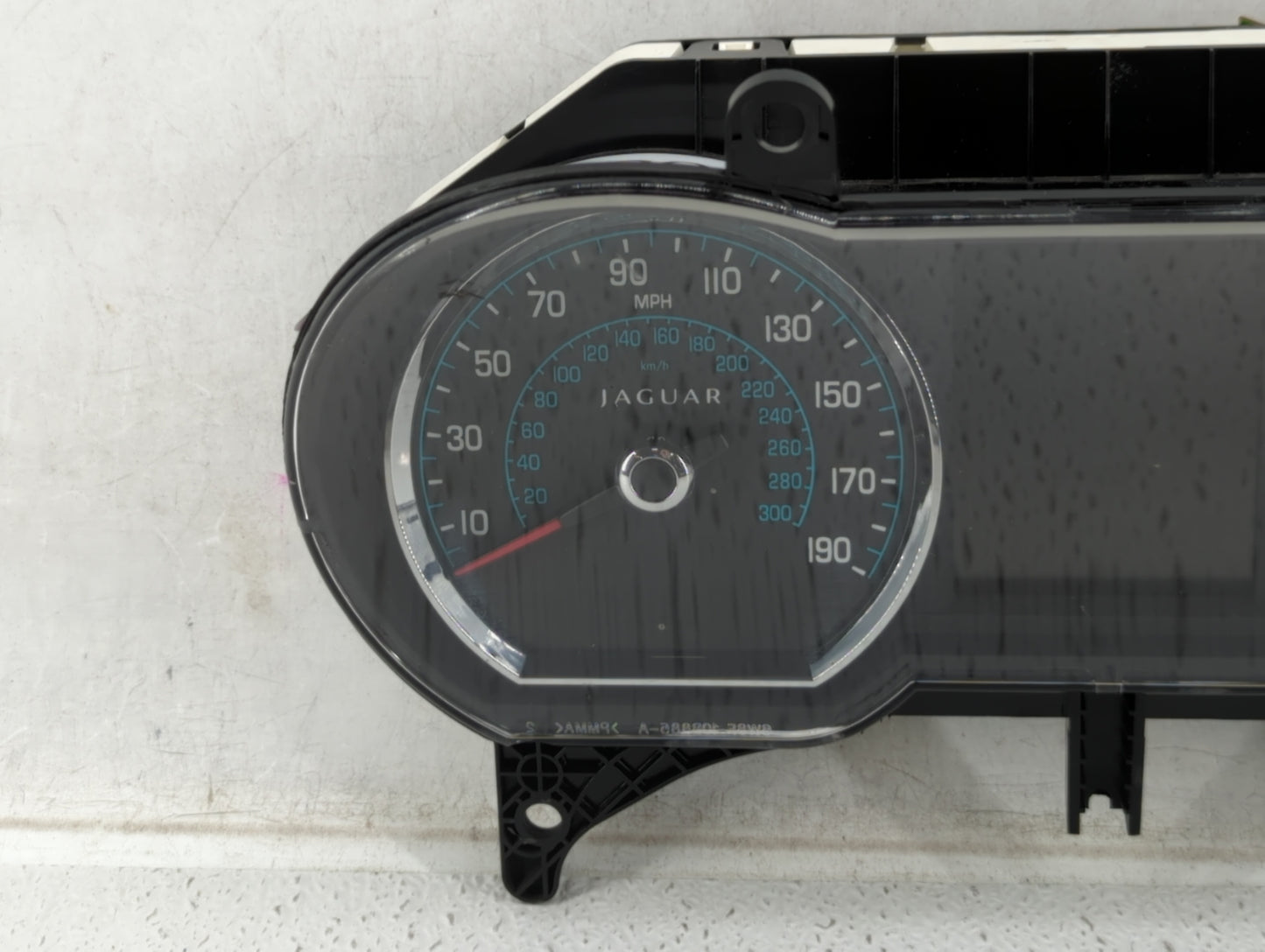 2013-2014 Jaguar Xf Instrument Cluster Speedometer Gauges P/N:DX23-10849-DC DX23-10849-AD Fits Fits 2013 2014 OEM Used Auto 