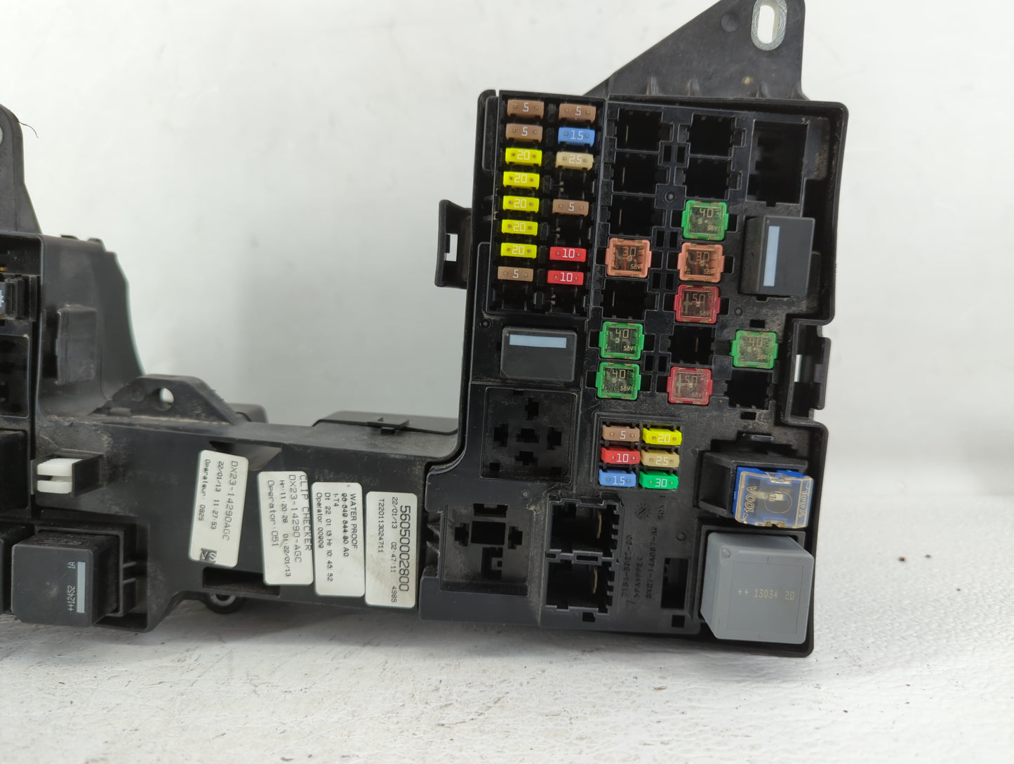2013 Jaguar Xf Fusebox Fuse Box Panel Relay Module P/N:DX23-14290-AGC Fits OEM Used Auto Parts - Oemusedautoparts1.com