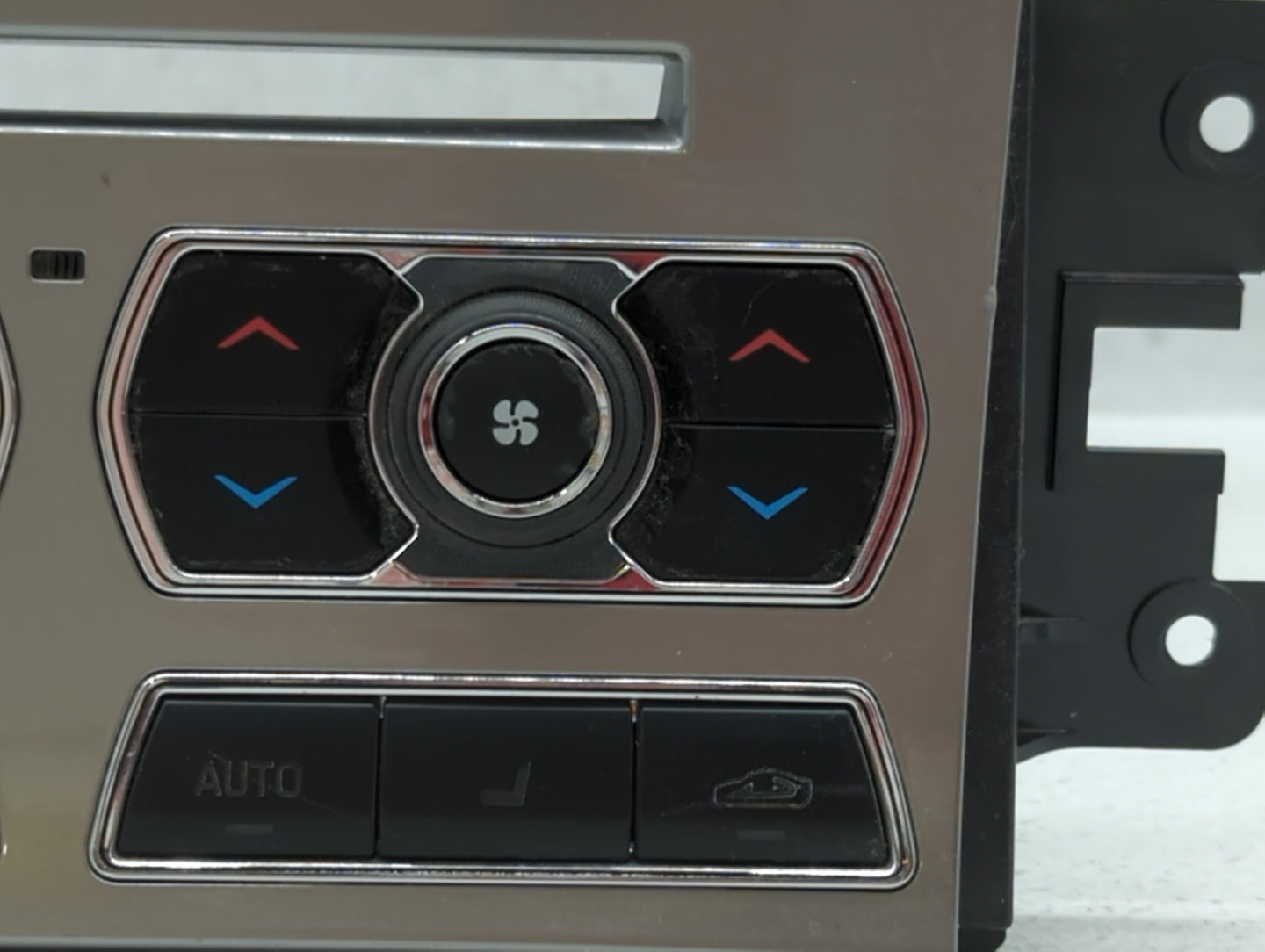 2013 Jaguar Xf Climate Control Module Temperature AC/Heater Replacement P/N:CX23-18C858-CD Fits OEM Used Auto Parts - Oemuse