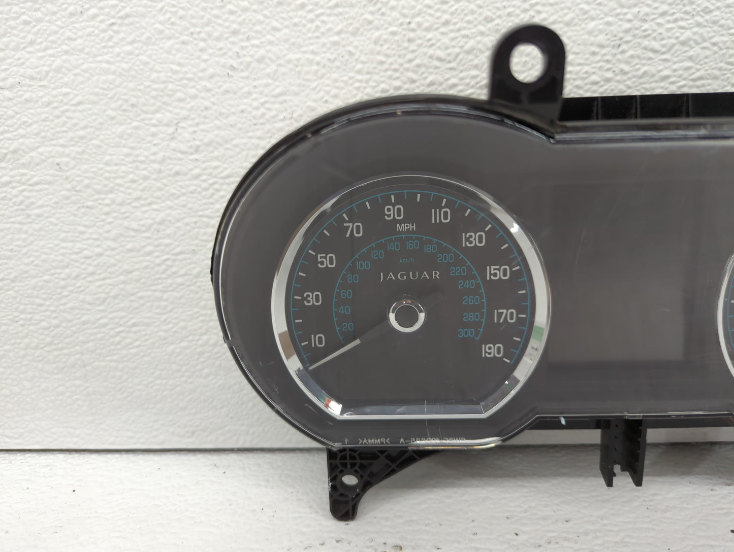 2013 Jaguar Xf Instrument Cluster Speedometer Gauges Fits OEM Used Auto Parts - Oemusedautoparts1.com