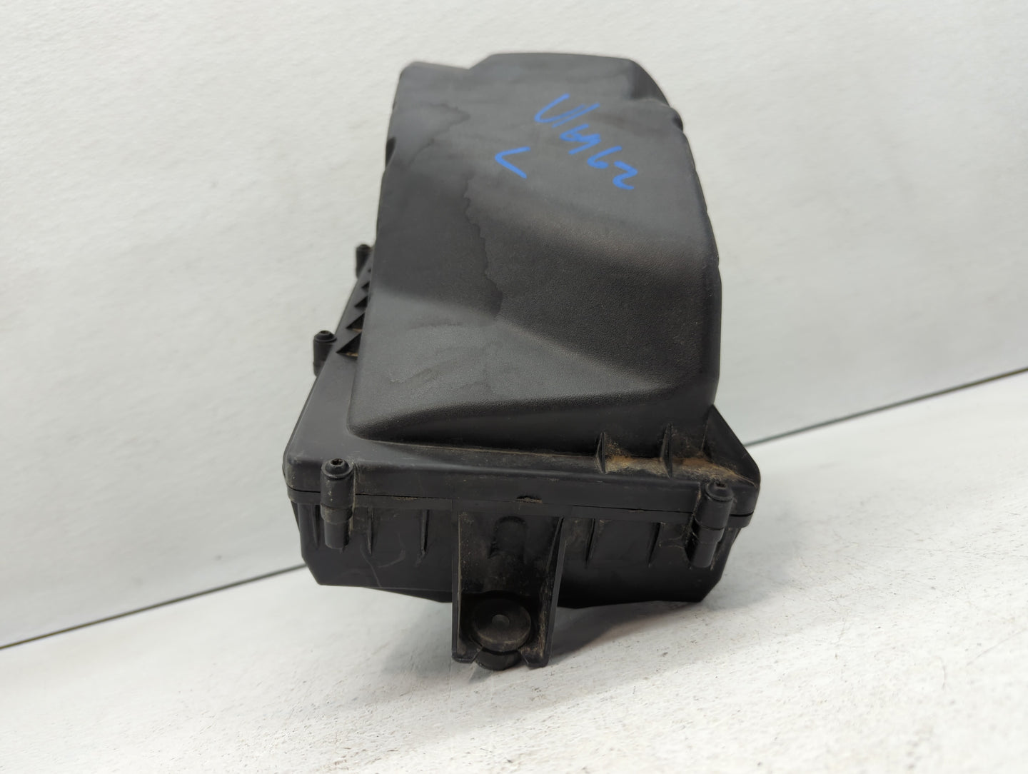 2013-2014 Jaguar Xf Air Cleaner Intake-duct Hose Tube - Oemusedautoparts1.com