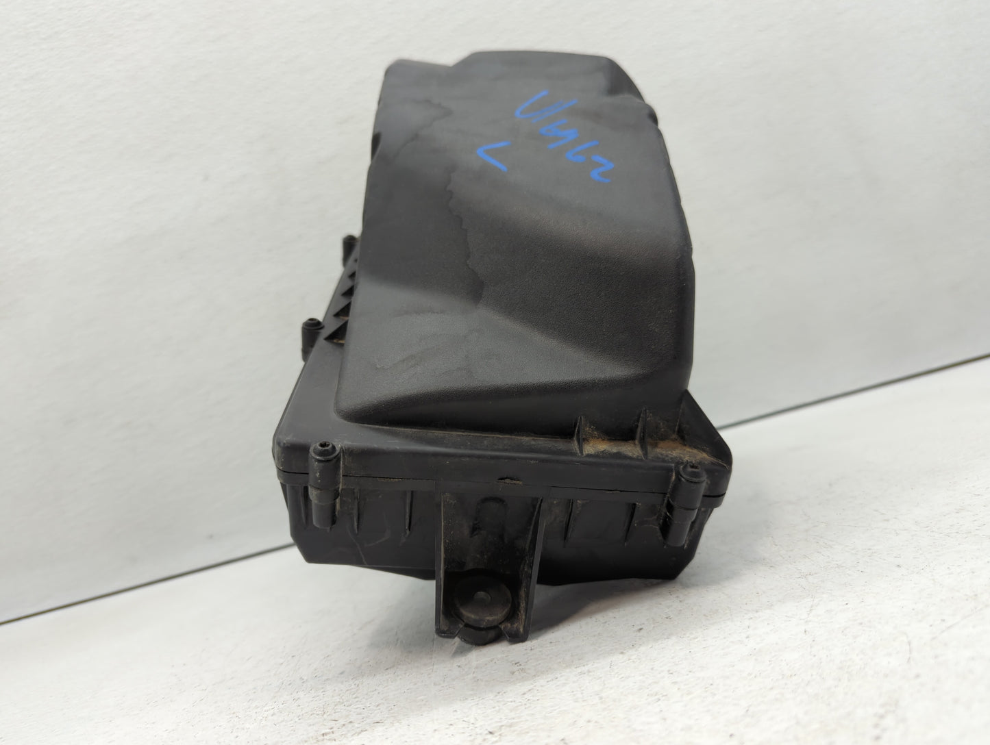 2013-2014 Jaguar Xf Air Cleaner Intake-duct Hose Tube - Oemusedautoparts1.com