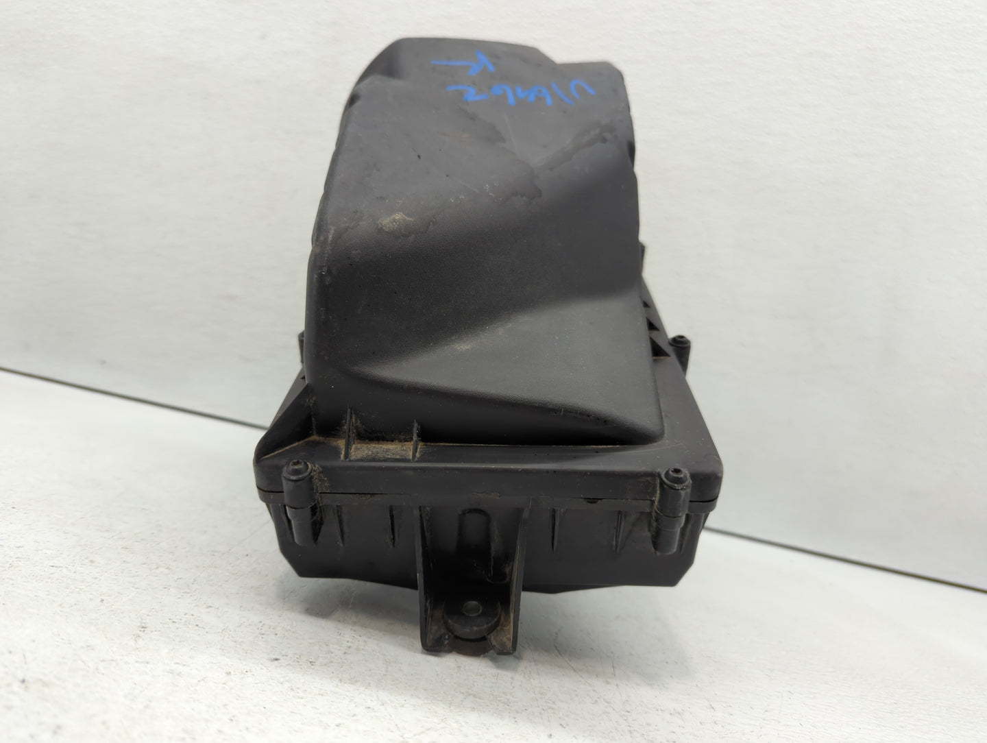 2013-2014 Jaguar Xf Air Cleaner Intake-duct Hose Tube - Oemusedautoparts1.com