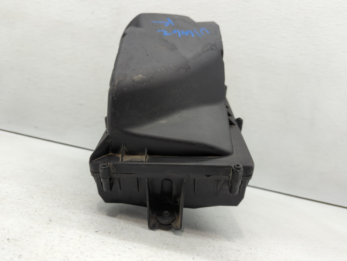2013-2014 Jaguar Xf Air Cleaner Intake-duct Hose Tube - Oemusedautoparts1.com